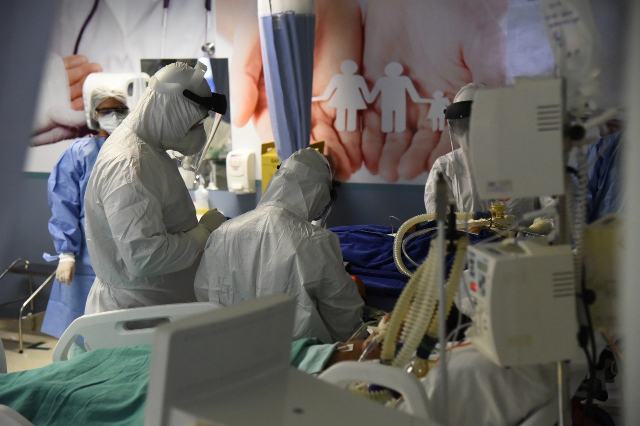 Delphina Aziz atinge 350 leitos prontos para tratamento de pacientes de Covid-19 Delphina Aziz atinge 350 leitos prontos para tratamento de pacientes de Covid-19
