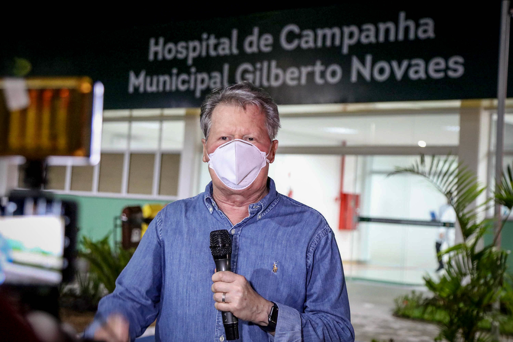 Arthur Virgílio anuncia contratação de mais 181 profissionais da saúde contra Covid-19 Arthur Virgílio anuncia contratação de mais 181 profissionais da saúde contra Covid-19