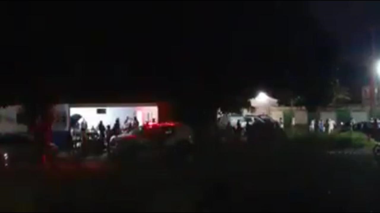 Pastor é detido pela polícia de Itacoatiara após aglomerar fiéis em culto Pastor é detido pela polícia de Itacoatiara após aglomerar fiéis em culto