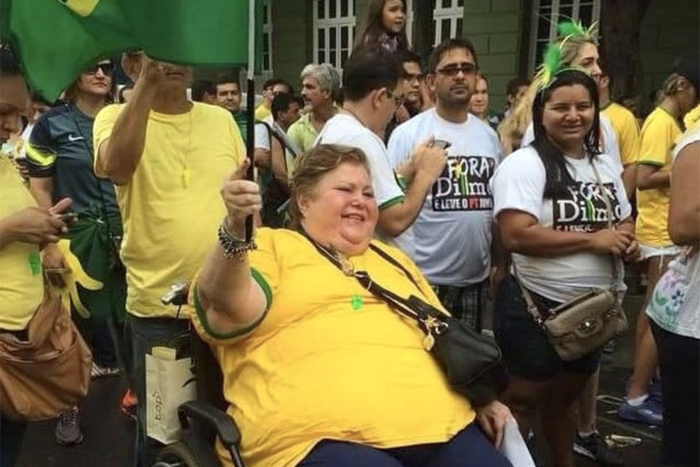 Morre a professora V&acirc;nia Tadros