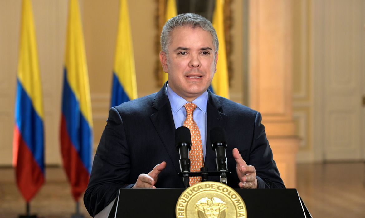 Colômbia militariza fronteira com Brasil e Peru por causa da pandemia Colômbia militariza fronteira com Brasil e Peru por causa da pandemia