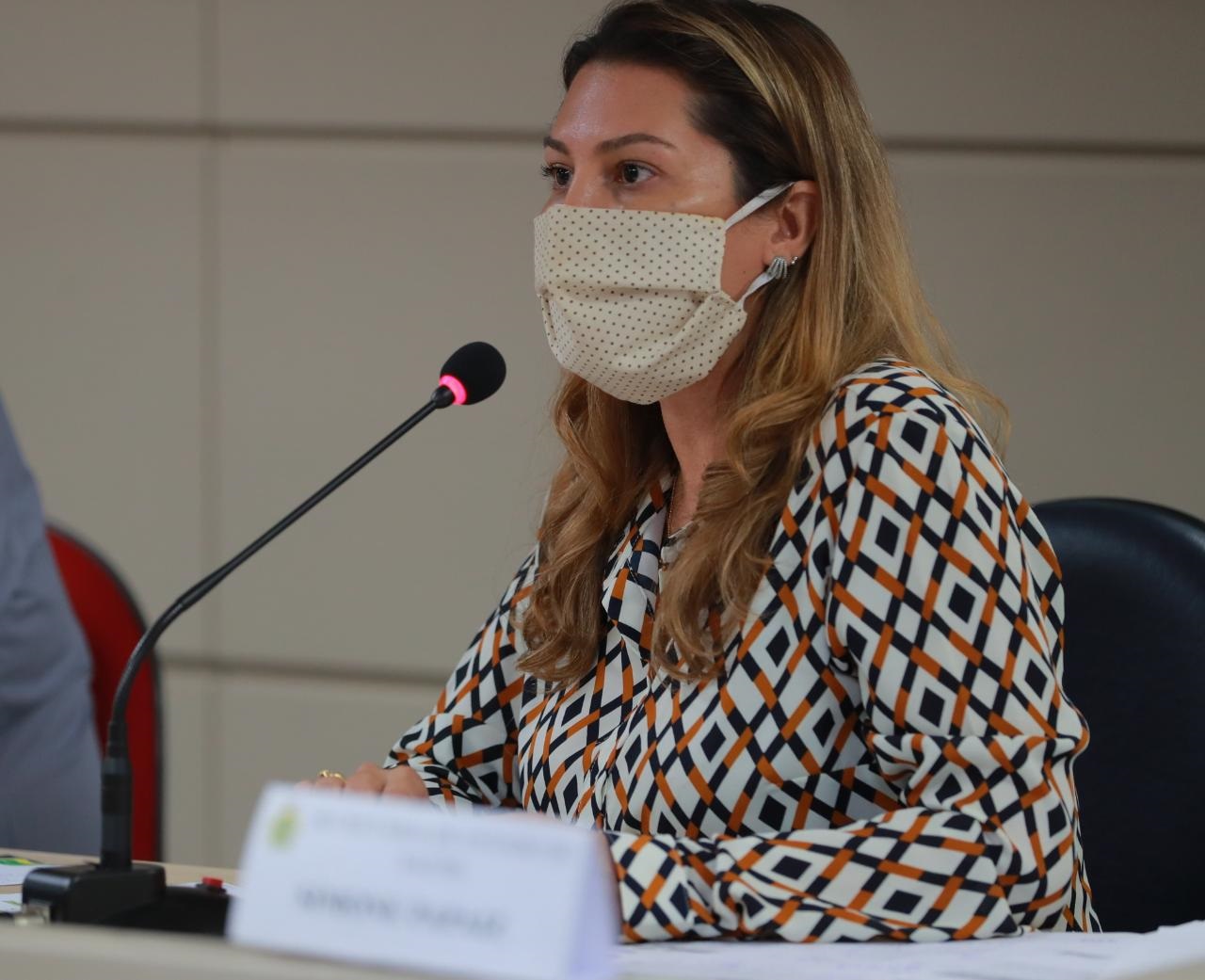 Secretária de Saúde diz que vai recorrer de multa aplicada pelo TCE Secretária de Saúde diz que vai recorrer de multa aplicada pelo TCE