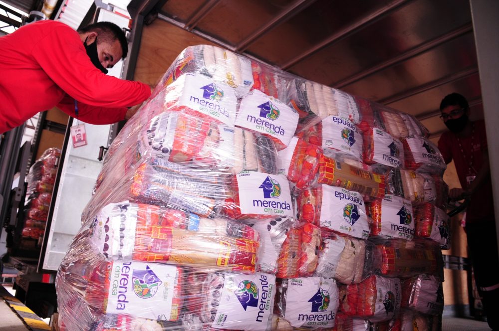 Em menos de um mês, Governo ultrapassa a marca de 100 mil kits distribuídos pelo 'Merenda em Casa' Em menos de um mês, Governo ultrapassa a marca de 100 mil kits distribuídos pelo 'Merenda em Casa'
