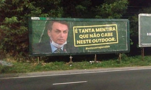 Prefeitura nega que outdoors contra Bolsonaro sejam de autoria do prefeito Prefeitura nega que outdoors contra Bolsonaro sejam de autoria do prefeito