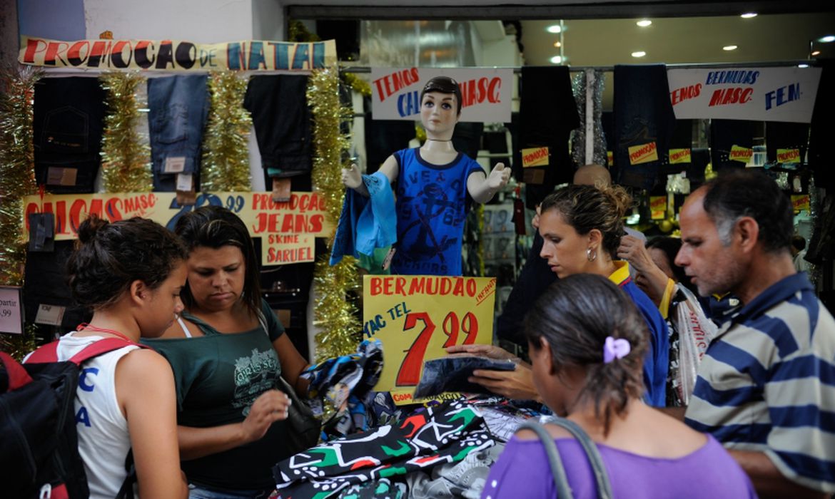 País abriu 846,9 mil empresas no primeiro trimestre País abriu 846,9 mil empresas no primeiro trimestre