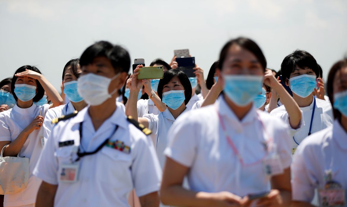 Japão pode dar US$ 300 milhões para projeto contra Covid-19 Japão pode dar US$ 300 milhões para projeto contra Covid-19