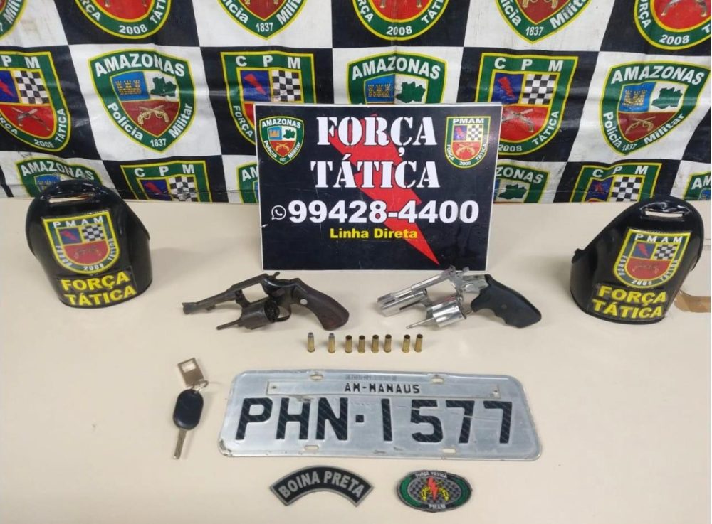 Homens fazem motorista refém, abandonam no Brasileirinho e morrem ao trocar tiros com Força Tática Homens fazem motorista refém, abandonam no Brasileirinho e morrem ao trocar tiros com Força Tática