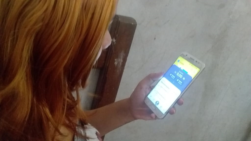 Mais de 15 mil famílias recebem auxílio 'Nossa Merenda' no primeiro dia de pagamento Mais de 15 mil famílias recebem auxílio 'Nossa Merenda' no primeiro dia de pagamento