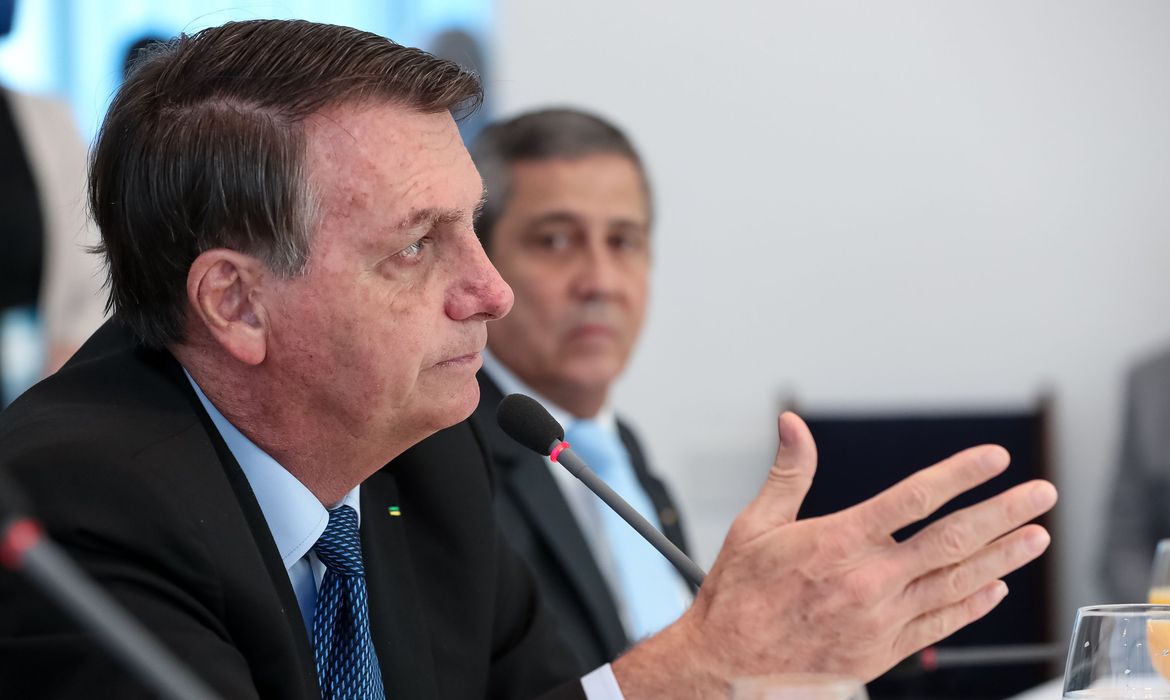 Bolsonaro recria Ministério das Comunicações Bolsonaro recria Ministério das Comunicações