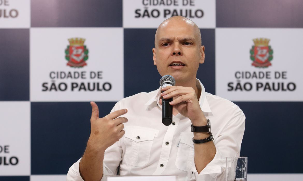Prefeito de São Paulo, Bruno Covas, testa positivo para coronavírus Prefeito de São Paulo, Bruno Covas, testa positivo para coronavírus