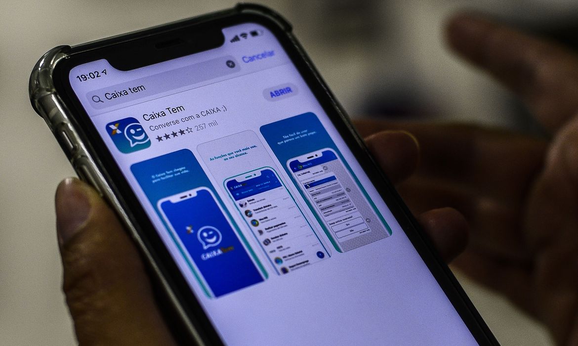 Caixa credita hoje e amanh&atilde; primeira parcela de aux&iacute;lio emergencial