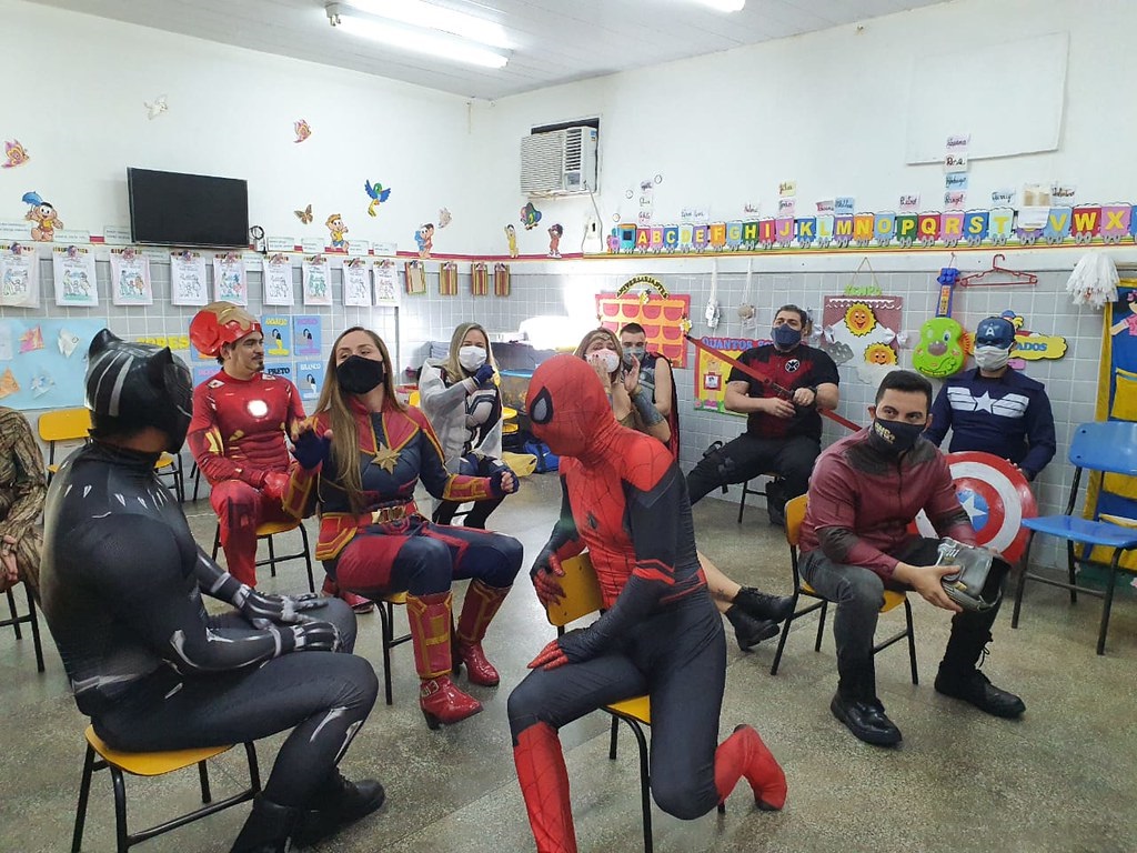 Vídeo faz homenagem a professores e reforça combate ao trabalho infantil Vídeo faz homenagem a professores e reforça combate ao trabalho infantil