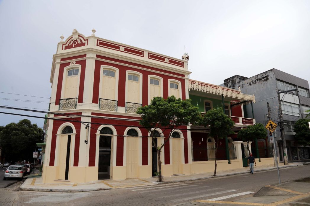 Prefeitura exibe restauro da biblioteca municipal João Bosco Evangelista em passeio virtual Prefeitura exibe restauro da biblioteca municipal João Bosco Evangelista em passeio virtual