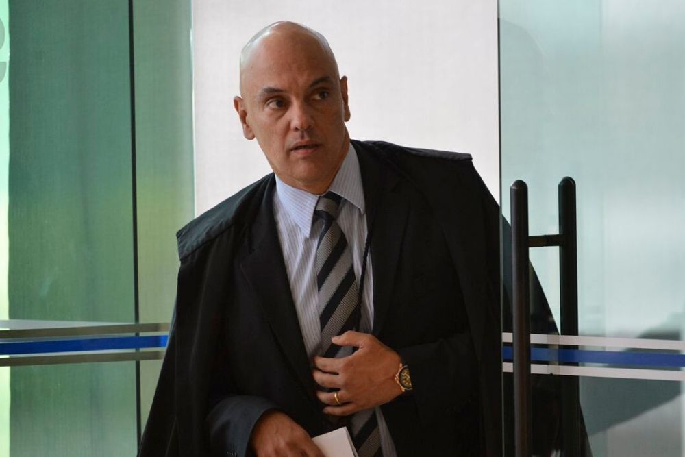Ministro Alexandre de Moraes restabelece medidas de marcação e rastreamento de armas e munições