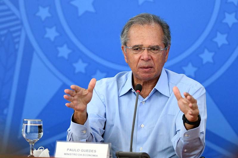 Guedes muda decreto e Polo de Concentrados da Zona Franca volta a ter incentivos Guedes muda decreto e Polo de Concentrados da Zona Franca volta a ter incentivos