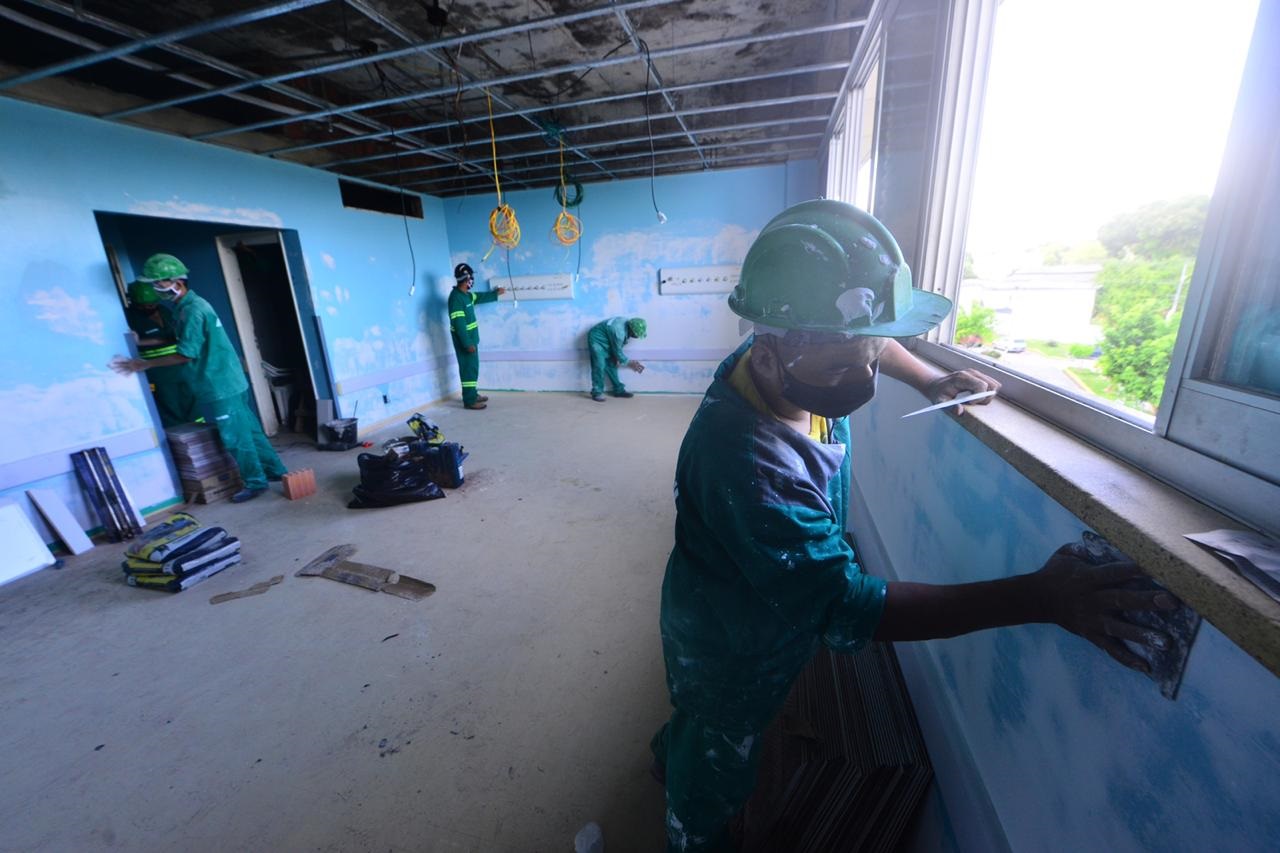 Governo avança 20% nas obras de recuperação do Hospital João Lúcio Governo avança 20% nas obras de recuperação do Hospital João Lúcio
