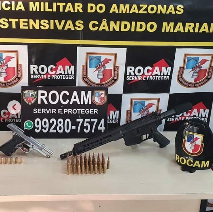 Com fuzil e granada, dois morrem ao trocar tiros com Rocam no bairro da Paz Com fuzil e granada, dois morrem ao trocar tiros com Rocam no bairro da Paz