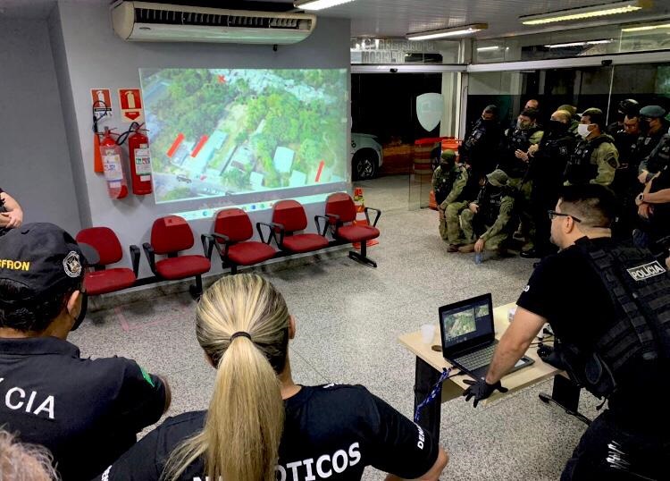 Moradores do Beiradinho eram amea&ccedil;ados at&eacute; com taco de beisebol; opera&ccedil;&atilde;o prendeu 6 suspeitos