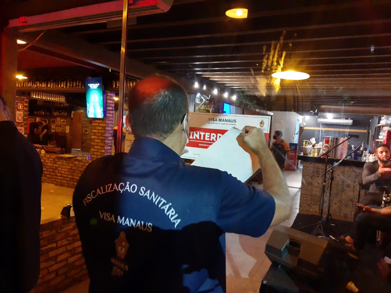 20 bares e casas de show foram fechados por descumprimento de decreto contra coronavírus 20 bares e casas de show foram fechados por descumprimento de decreto contra coronavírus