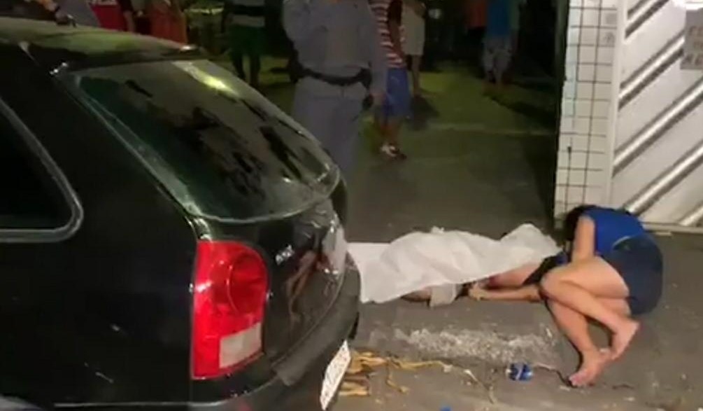Venezuelano é executado na frente de casa no Bairro do Céu Venezuelano é executado na frente de casa no Bairro do Céu