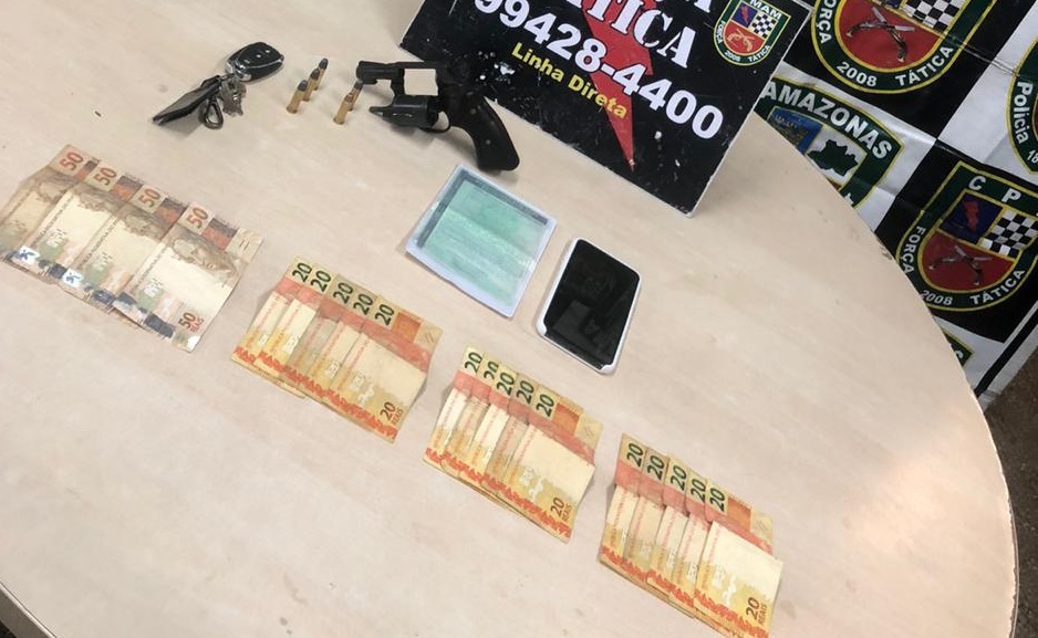 Foragido da Justi&ccedil;a &eacute; preso com arma e iPhone 11 no S&atilde;o Jos&eacute;