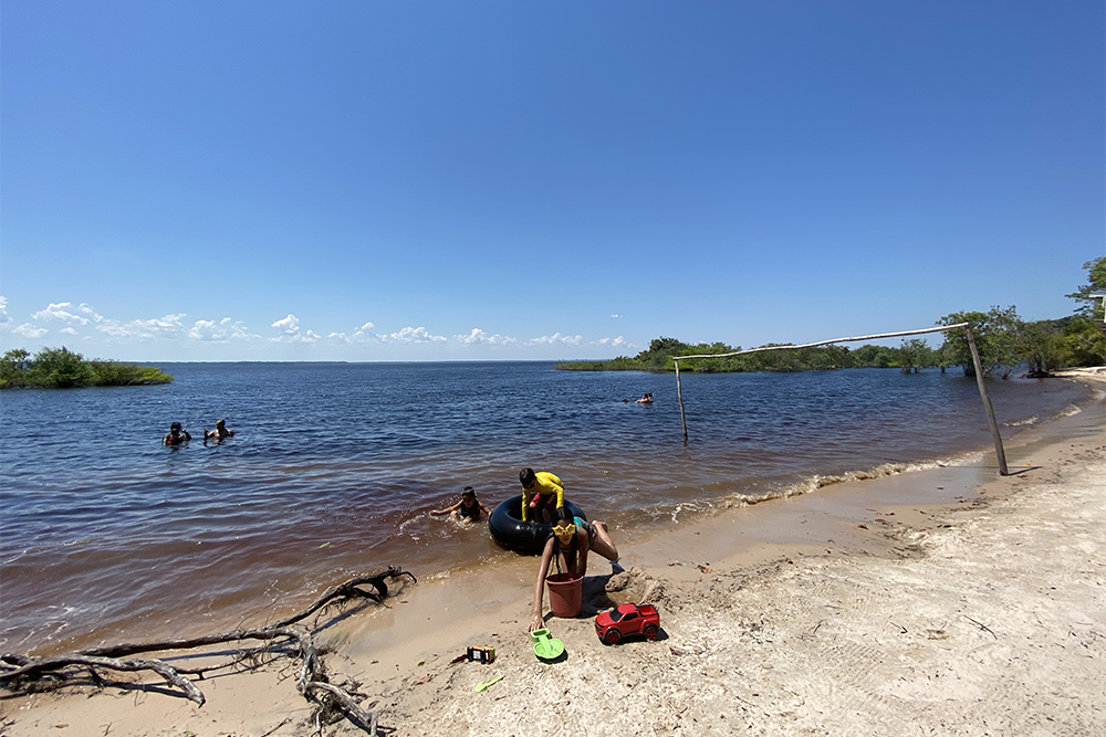 Perigo na praia do Lago Perigo na praia do Lago