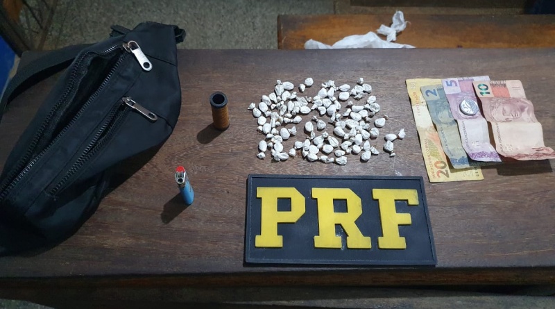 Acusado de homic&iacute;dio no reveillon, homem &eacute; preso com drogas na BR-319