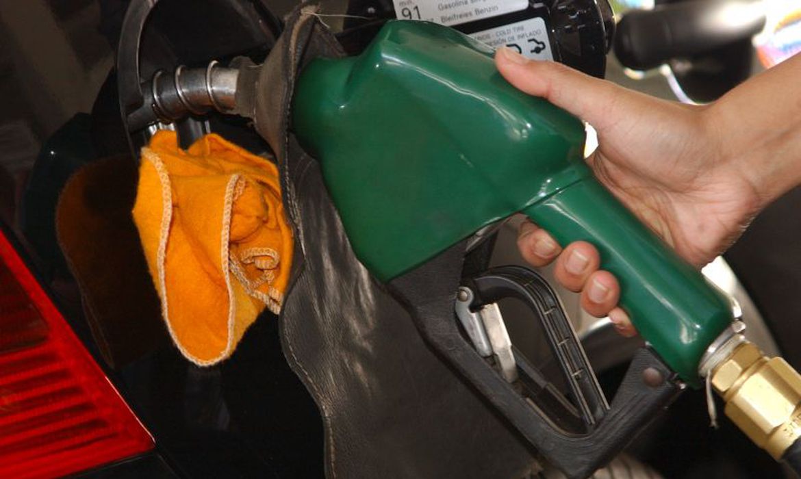 Infla&ccedil;&atilde;o de julho foi puxada por pre&ccedil;os da gasolina e eletricidade