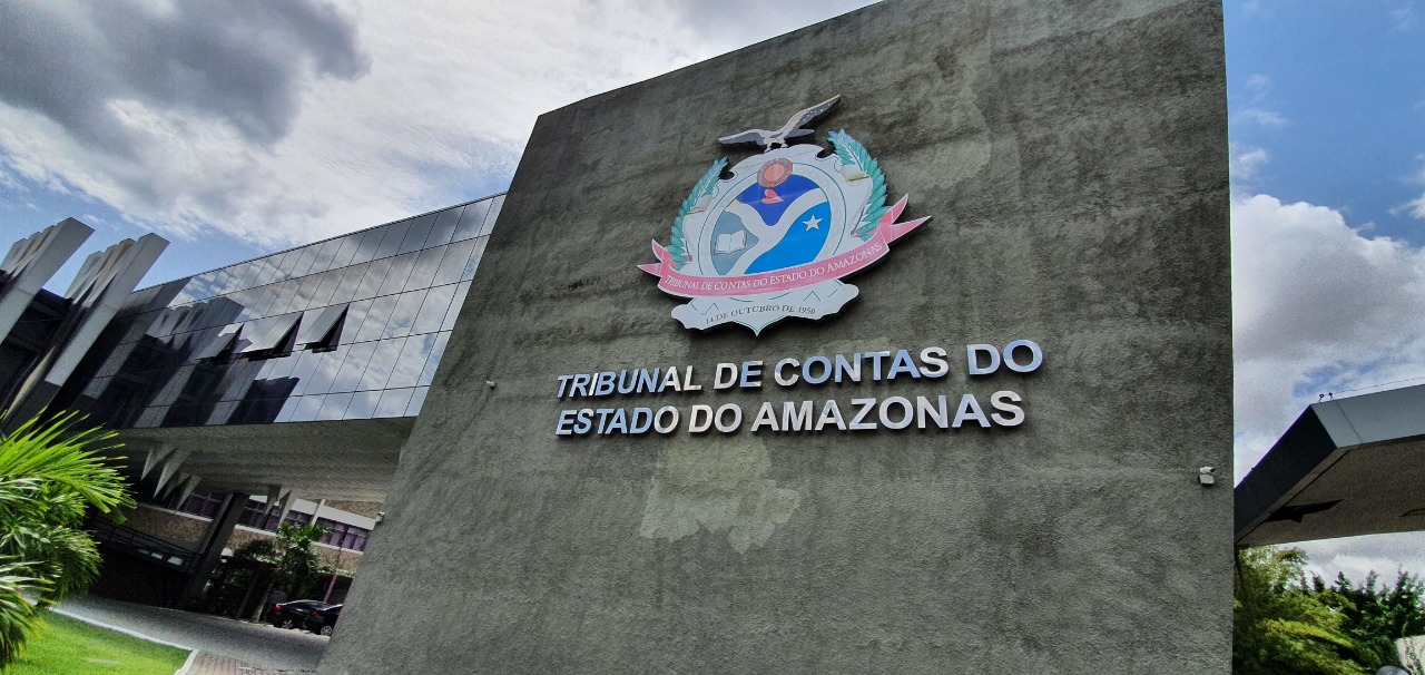 Festival Folclórico de Parintins é suspenso por decisão do TCE-AM Festival Folclórico de Parintins é suspenso por decisão do TCE-AM