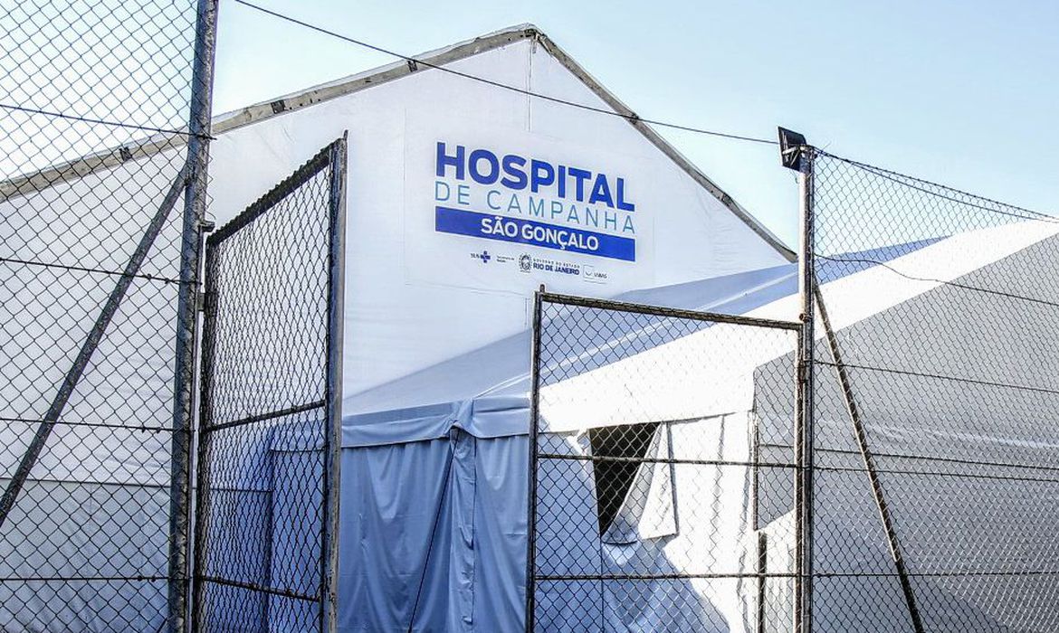 Rio: Justiça intima Witzel a manter aberto hospital de campanha Rio: Justiça intima Witzel a manter aberto hospital de campanha