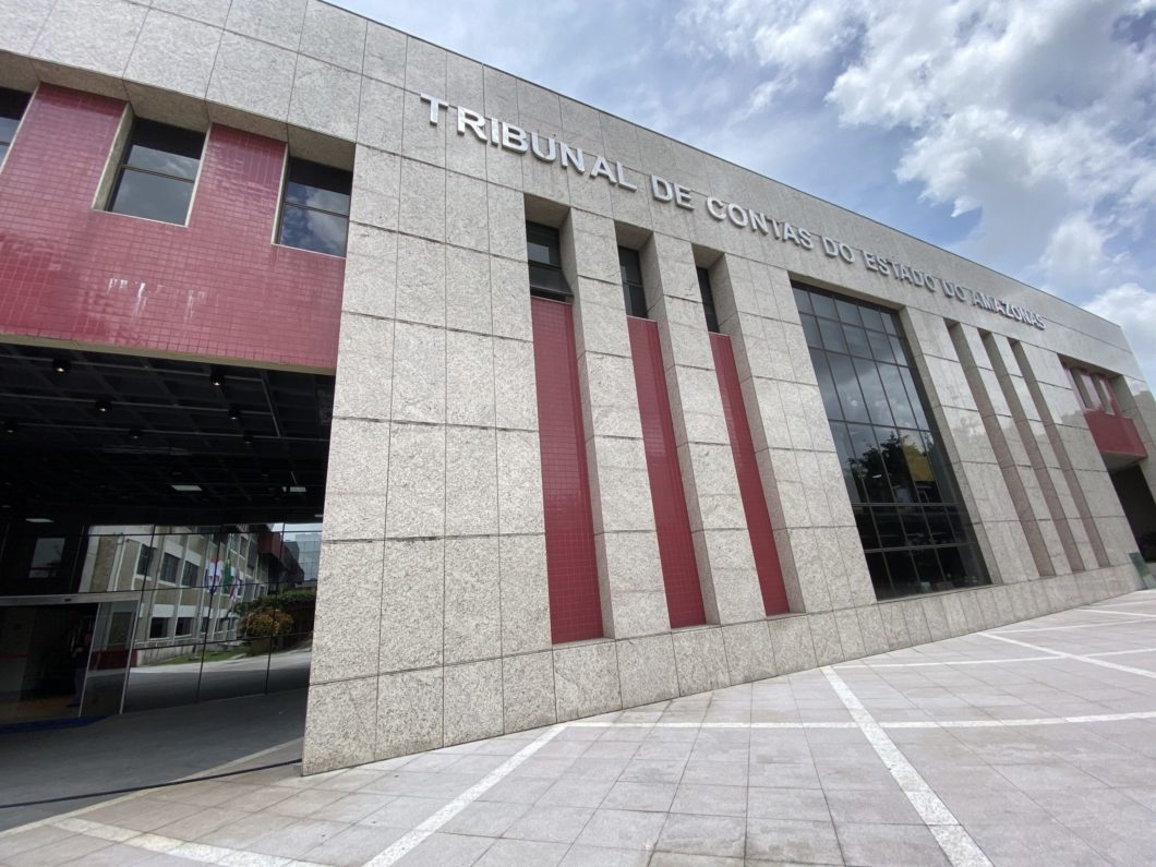 TCE-AM adia sessão do Pleno para quarta-feira em alusão ao Dia do Advogado TCE-AM adia sessão do Pleno para quarta-feira em alusão ao Dia do Advogado