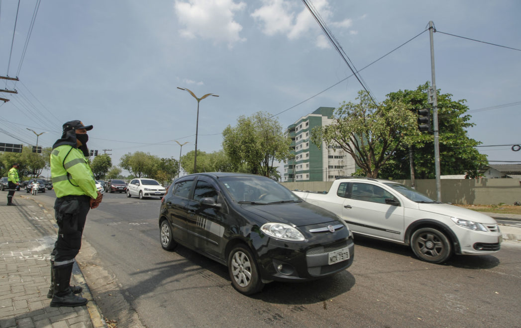 Atenção motoristas: trecho da avenida São Jorge terá sentido único a partir desta terça Atenção motoristas: trecho da avenida São Jorge terá sentido único a partir desta terça