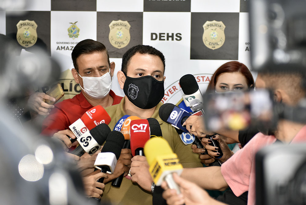 Preso homem acusado de sequestrar e manter ex-companheira em cárcere privado Preso homem acusado de sequestrar e manter ex-companheira em cárcere privado