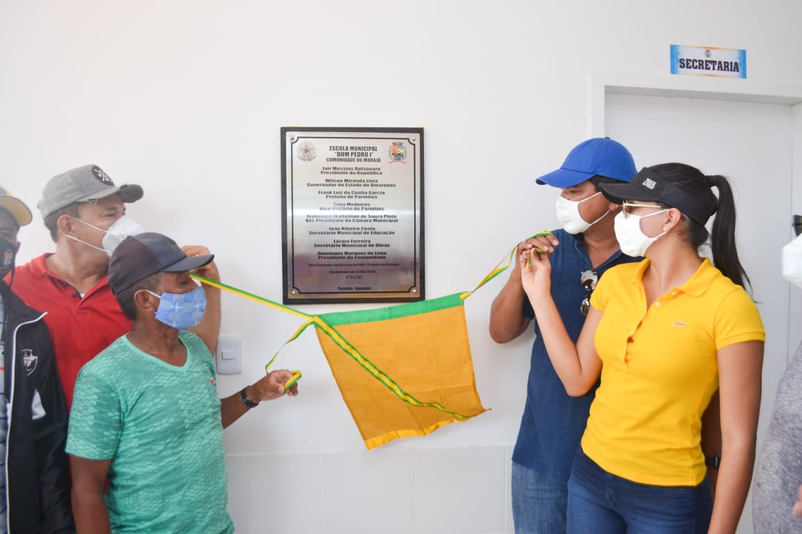 Bi Garcia inicia maratona de inaugura&ccedil;&otilde;es em Parintins