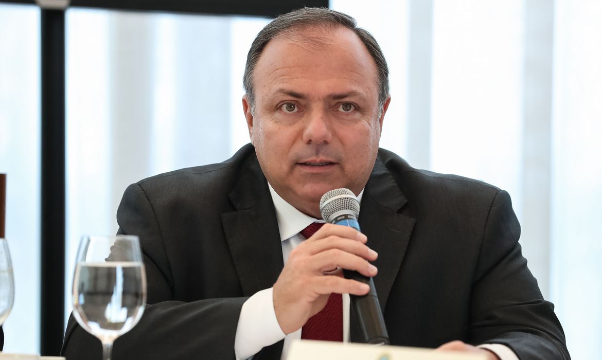 Estoques de hidroxicloroquina no país estão zerados, diz Pazuello Estoques de hidroxicloroquina no país estão zerados, diz Pazuello