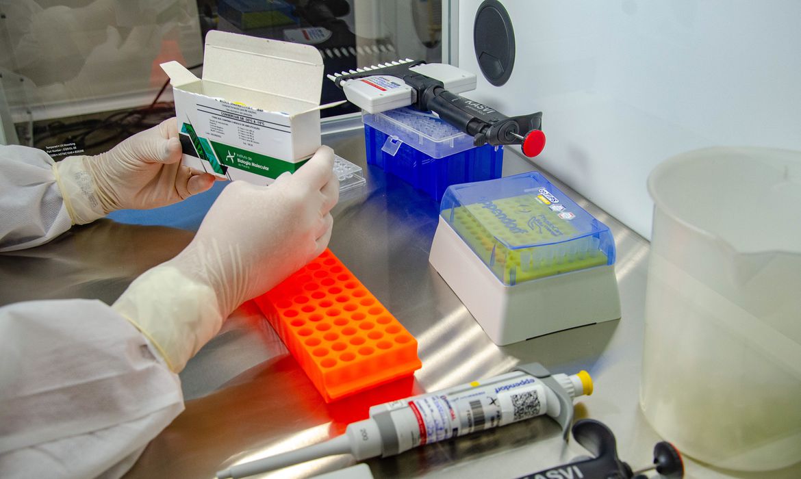 Covid-19: Anvisa autoriza testes para nova vacina da Johnson & Johnson Covid-19: Anvisa autoriza testes para nova vacina da Johnson & Johnson