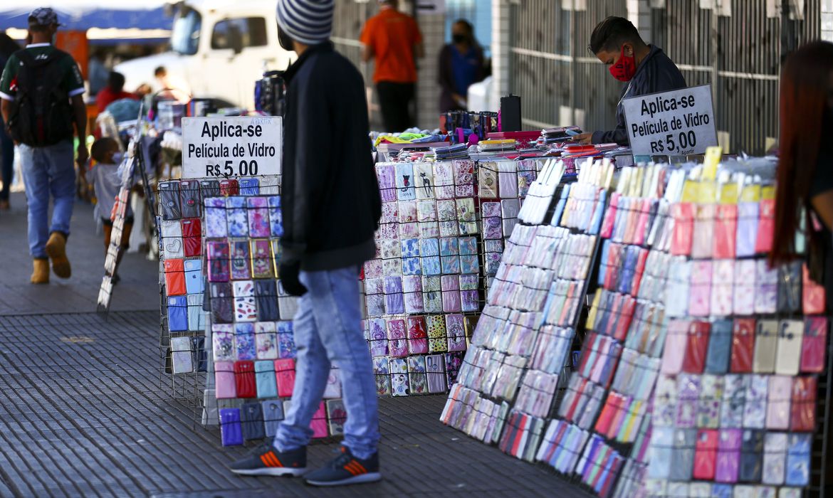 Desemprego em julho atinge 13,1% da população, aponta PNAD Covid19 Desemprego em julho atinge 13,1% da população, aponta PNAD Covid19