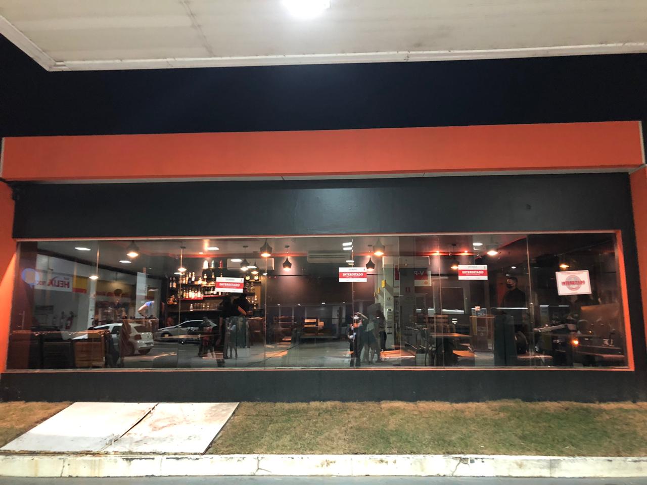 Dono e gerente são detidos por abrir pub bar após interdição 24h depois Dono e gerente são detidos por abrir pub bar após interdição 24h depois