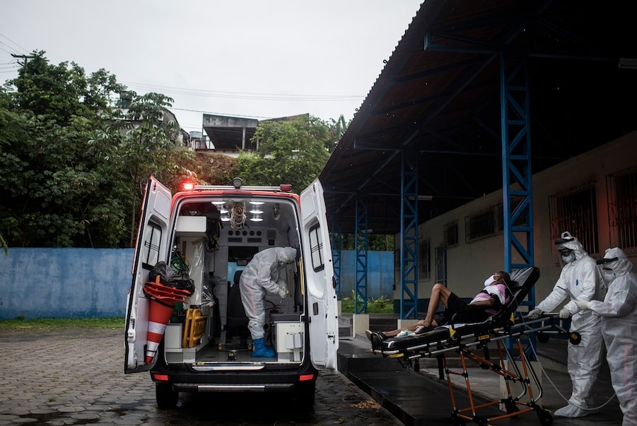 Queda brusca da pandemia em Manaus causa espanto em cientistas, diz Washington Post Queda brusca da pandemia em Manaus causa espanto em cientistas, diz Washington Post