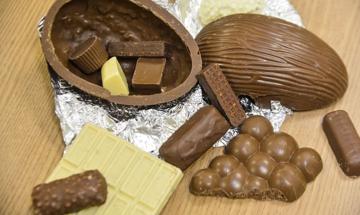 Lares brasileiros consomem menos chocolate durante pandemia