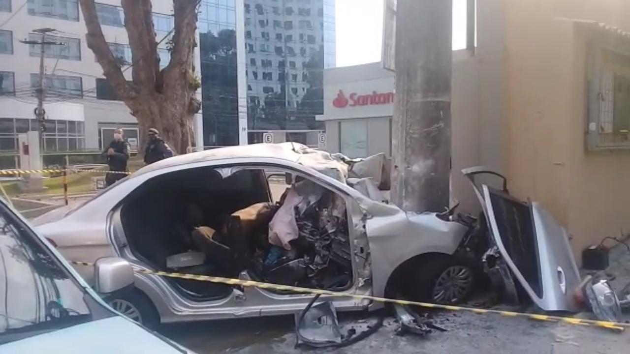 Passageira gravemente ferida em acidente morre após passar por dois hospitais Passageira gravemente ferida em acidente morre após passar por dois hospitais