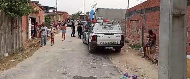 Homem é executado com tiros à queima-roupa no Nova Cidade Homem é executado com tiros à queima-roupa no Nova Cidade