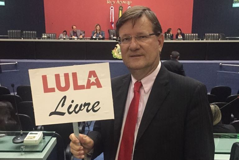 Petista Jos&eacute; Ricardo ter&aacute; candidatura lan&ccedil;ada neste domingo