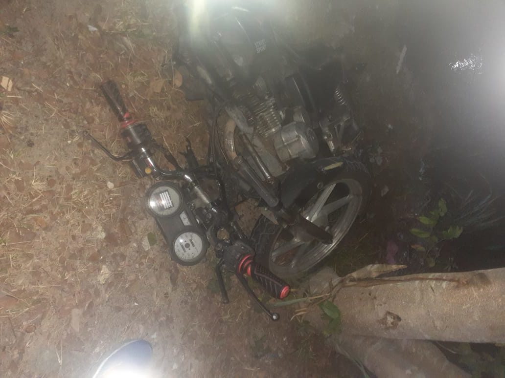 Motociclista perde controle na 'Curva da Morte', bate em árvore no Terra Nova e morre Motociclista perde controle na 'Curva da Morte', bate em árvore no Terra Nova e morre