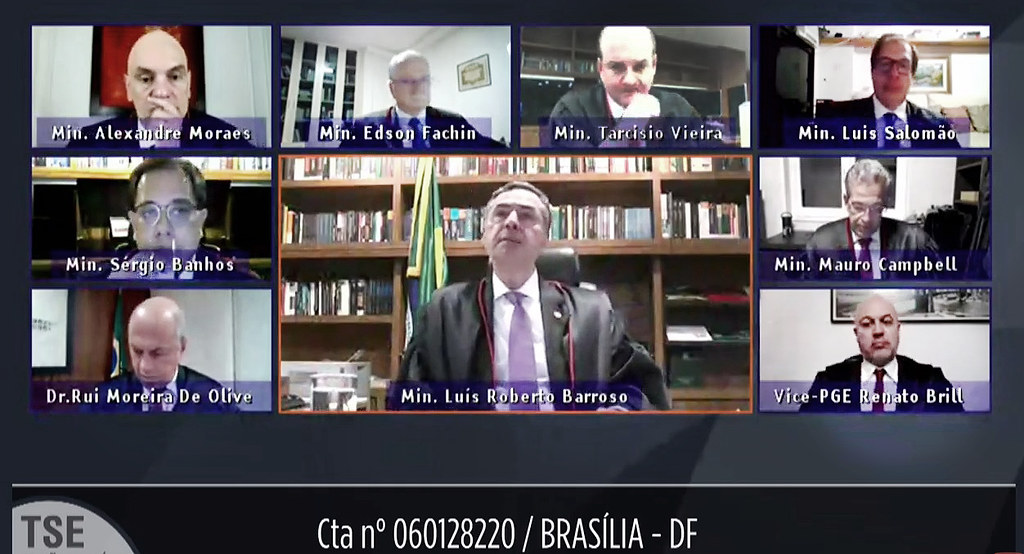Exibição de programas com alusão ou crítica a candidatos está proibida até 29 de novembro Exibição de programas com alusão ou crítica a candidatos está proibida até 29 de novembro