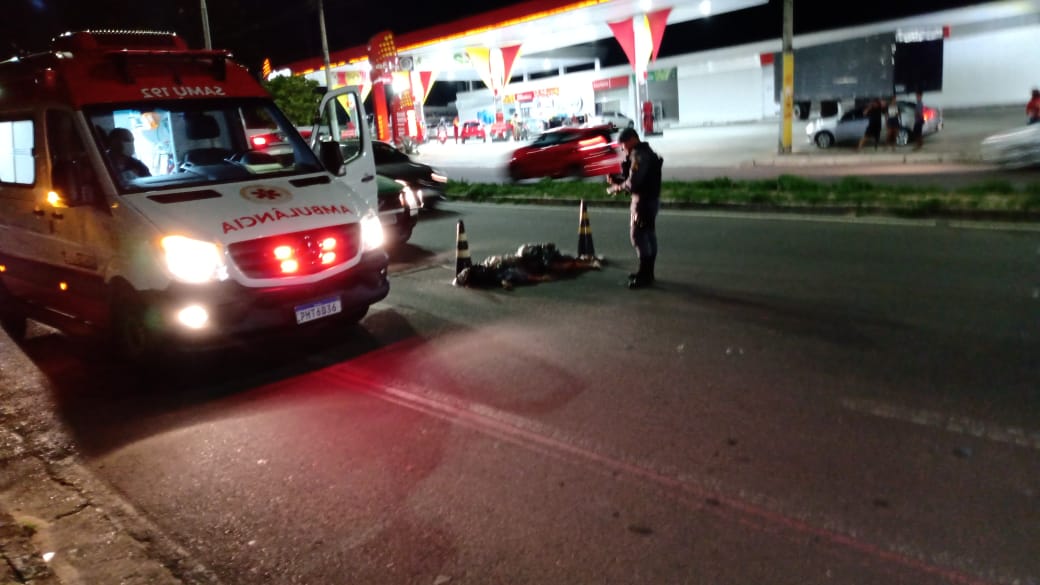 Atropelamento e acidente de moto deixam dois mortos no trânsito na capital Atropelamento e acidente de moto deixam dois mortos no trânsito na capital