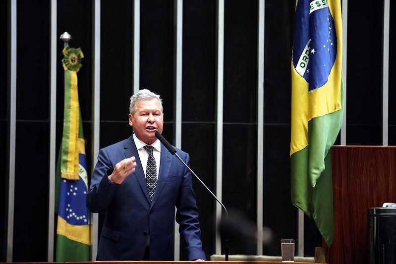 ‘Se dizem apaixonadas pela Amazônia, mas excluem a ZFM’, diz Arthur Virgílio, em nova defesa ‘Se dizem apaixonadas pela Amazônia, mas excluem a ZFM’, diz Arthur Virgílio, em nova defesa