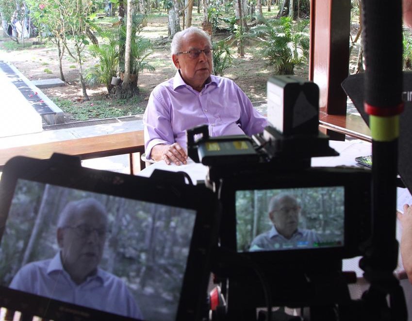 Amazonino e Wilker cumprem agenda e coligação recebe propostas do Codese Amazonino e Wilker cumprem agenda e coligação recebe propostas do Codese
