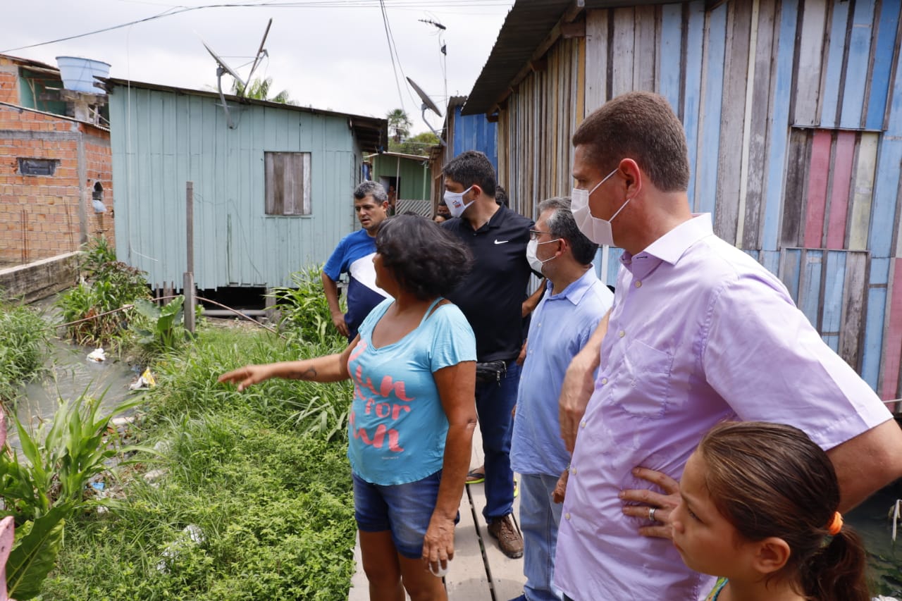 Rotta visita comunidades e diz que futuro prefeito tem de estar nas ruas Rotta visita comunidades e diz que futuro prefeito tem de estar nas ruas