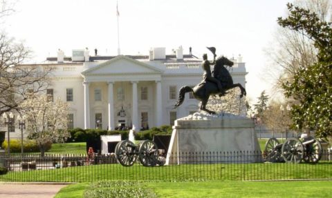 Após fala de Lula, Casa Branca se manifesta sobre relação com Trump